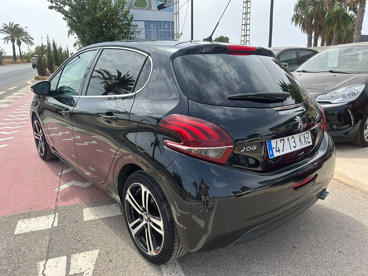 PEUGEOT 208 GT 1.2 E-THP AUTO SPANISH LHD IN SPAIN 58000 MILES SUPERB 2019